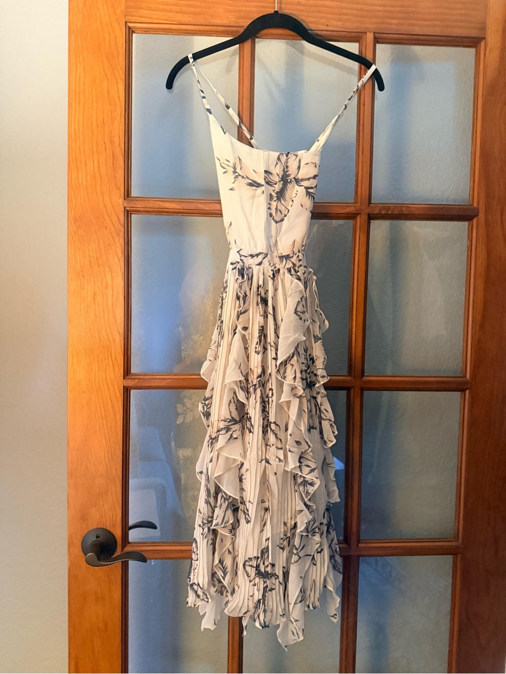 Walter Baker White Midi Dress with Black Floral Print - Picture 2 of 10